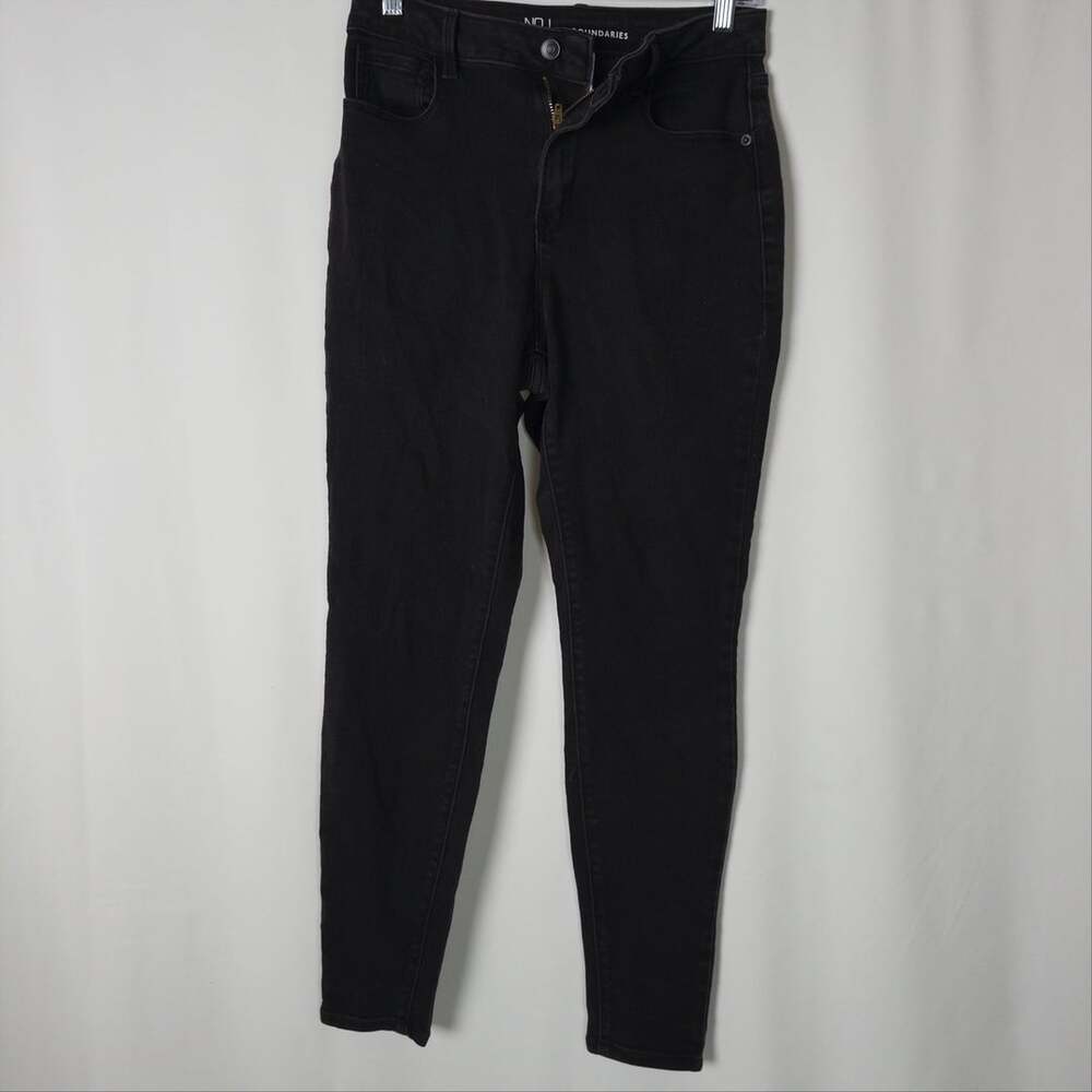No Boundaries Junior Woman Skinny Black Jeans Size 11